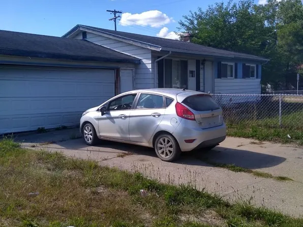 5105 Western Rd, Flint, MI 48506