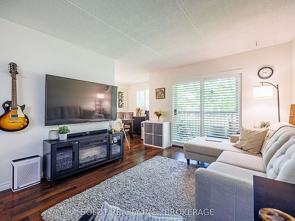 4th image of 6 Westlake Ln #210