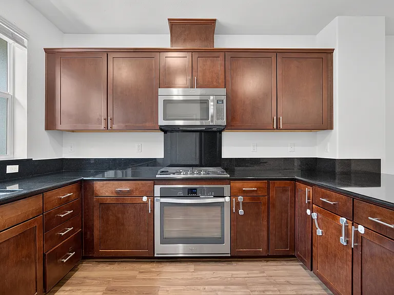630 Barcelona Loop — Photo 9