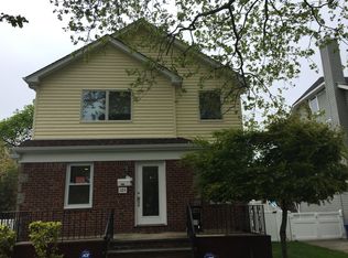 124 Sperry Blvd, New Hyde Park, NY 11040