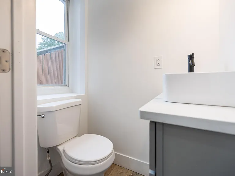 3712 Manayunk Ave — Photo 8