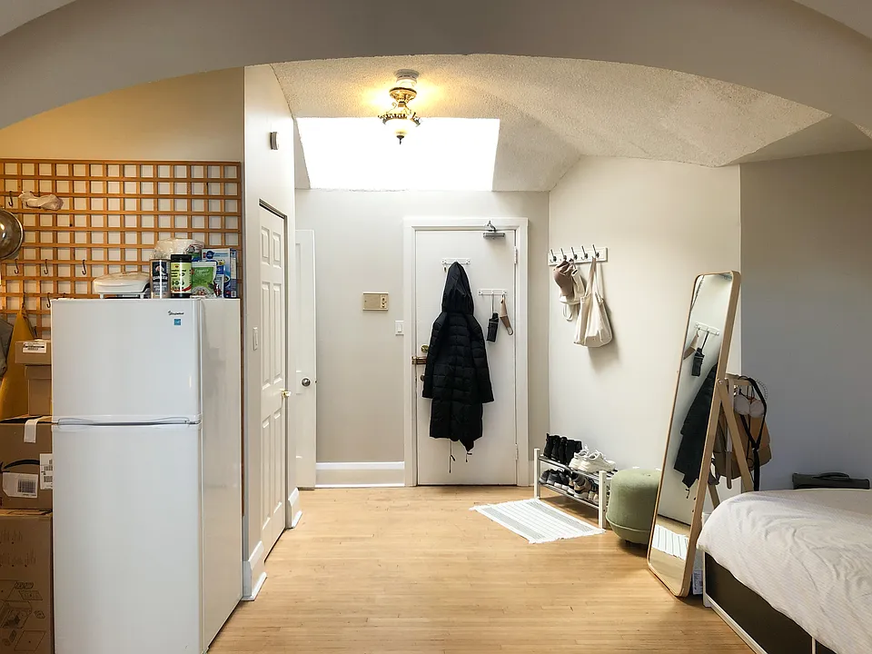 646 Broadview Ave #300A