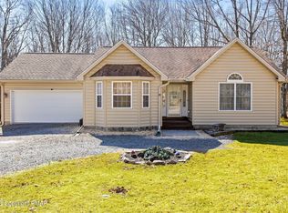 160 Maple Rd, Blakeslee, PA 18610