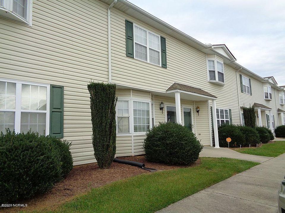 1st image of 2335 Vineyard Dr APT D4