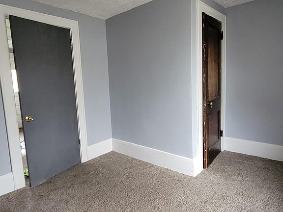 3rd image of 1055 Valdes Ave