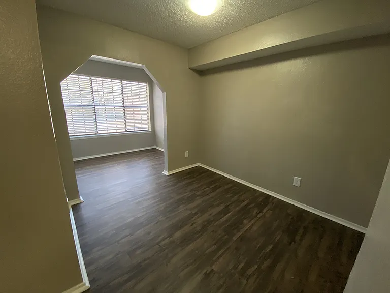 Walnut Creek Apartments — Photo 150