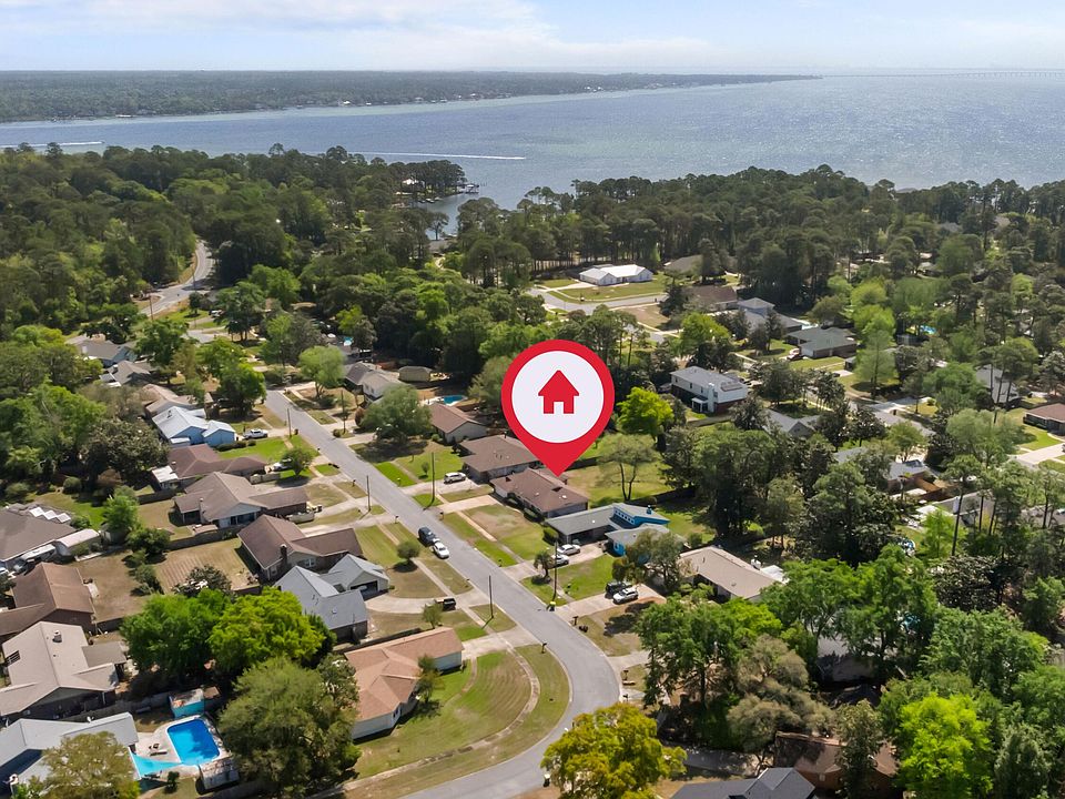 1st image of 1152 Pin Oak Cir
