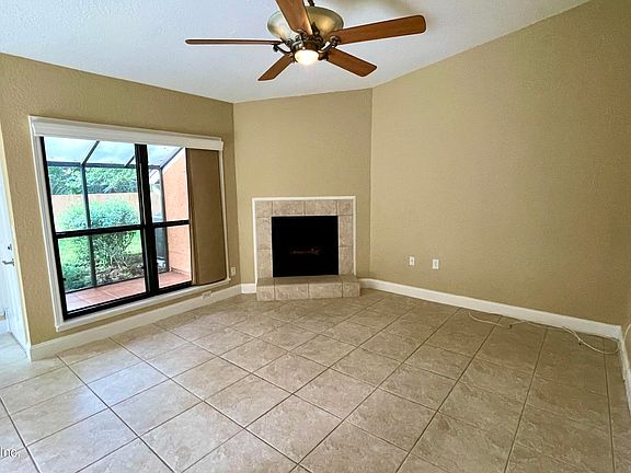 4th image of 811 Sandpiper Ln