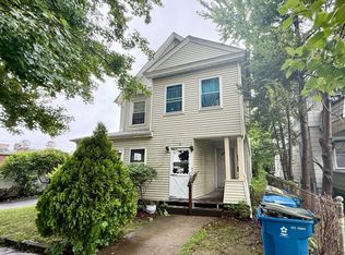 96 Fairview Ave, West Springfield, MA 01089