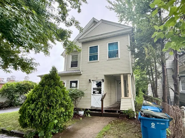 96 Fairview Ave, West Springfield, MA 01089