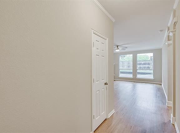 3rd image of 2100 Cancun Dr