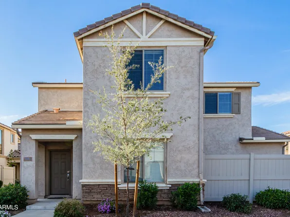 1941 W BUSONI Place, Phoenix, AZ 85023