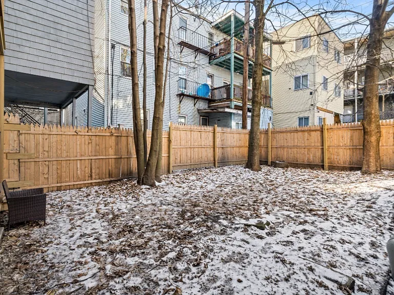308 Saratoga St #1 — Photo 9