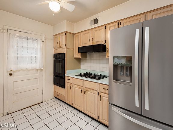 4th image of 246 Vista Ct