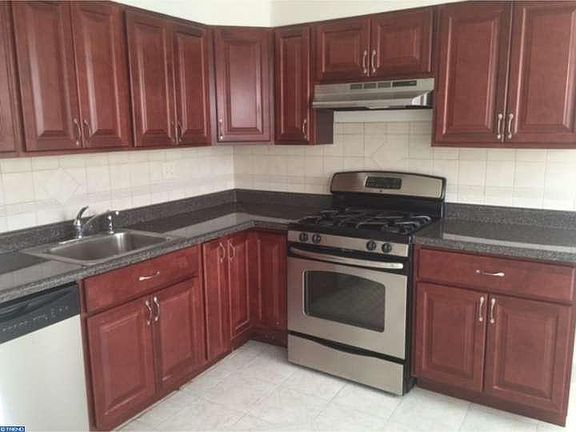 4th image of 7304 Meadowlark Pl