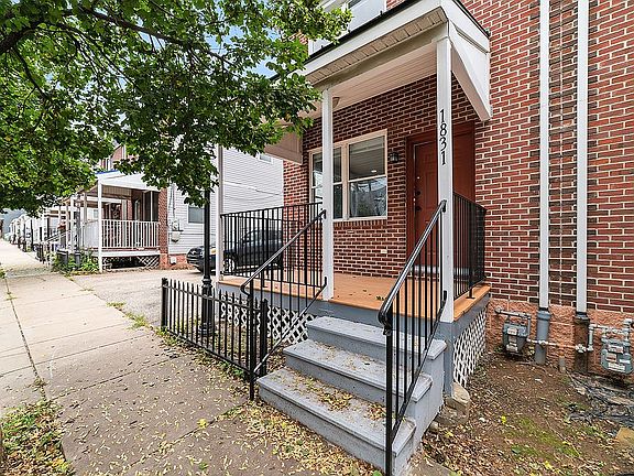 2nd image of 1831 Wilmot St