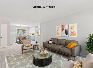 2042 Montana Ave, Sun Prairie, WI 53590