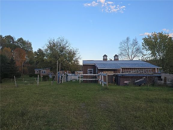 3rd image of 209 County Road 23