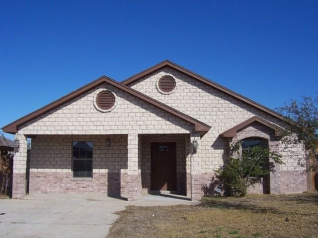 2nd image of 1514 Doctora Eve Perez Ln