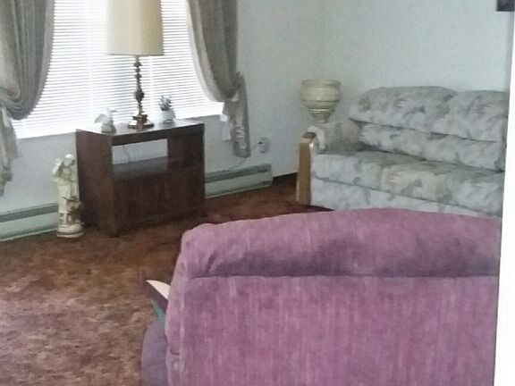 5th image of 512 Patricia Dr
