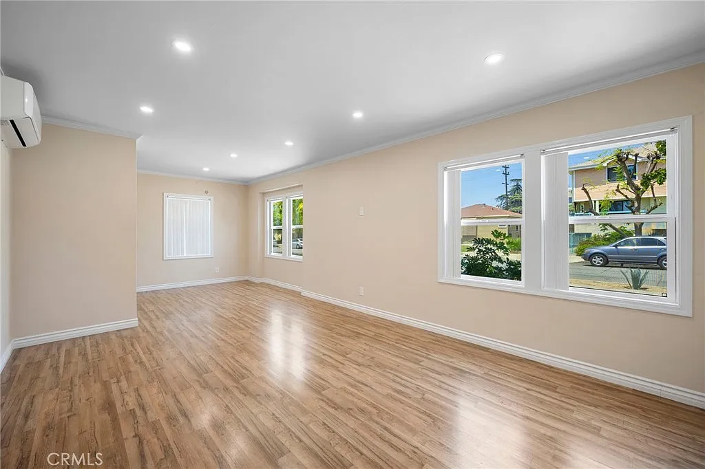 1 bed, 800 sqft, $2,500 — Photo 4