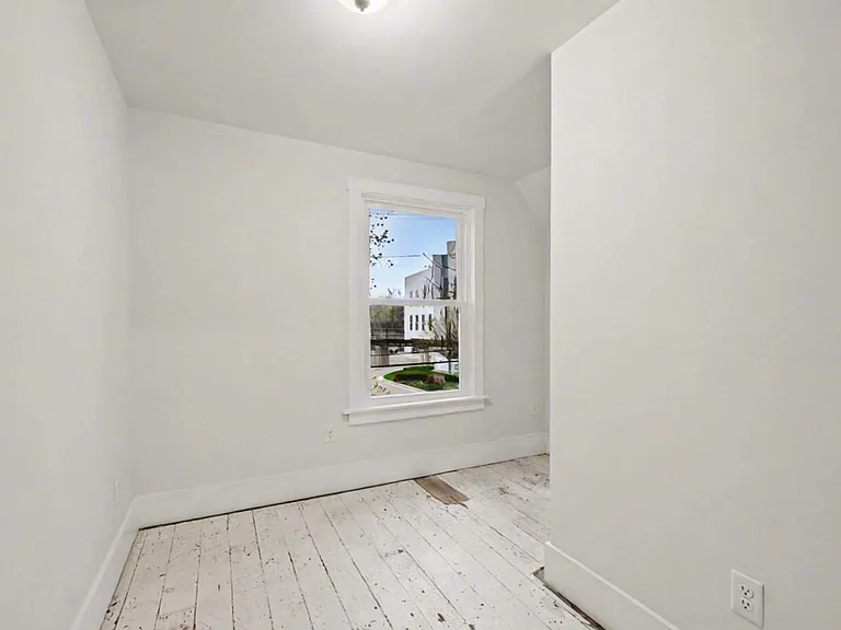120 Depot St — Photo 19