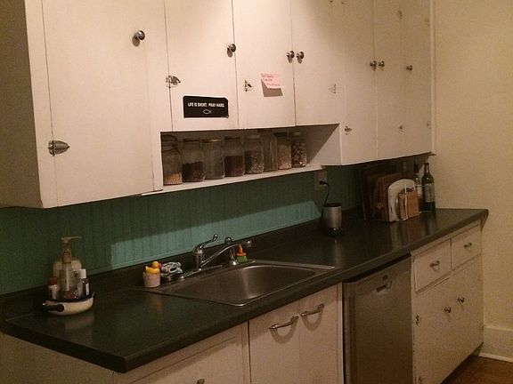 3rd image of 329 N Justice St