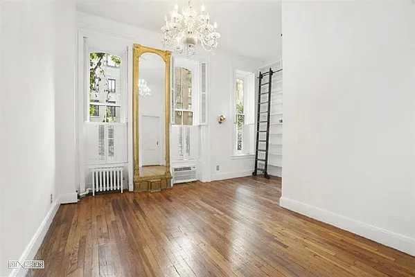 Rented by Citi Habitats | media 11