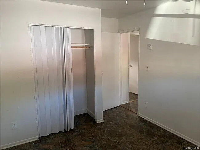 3 bed, $3,200 — Photo 2