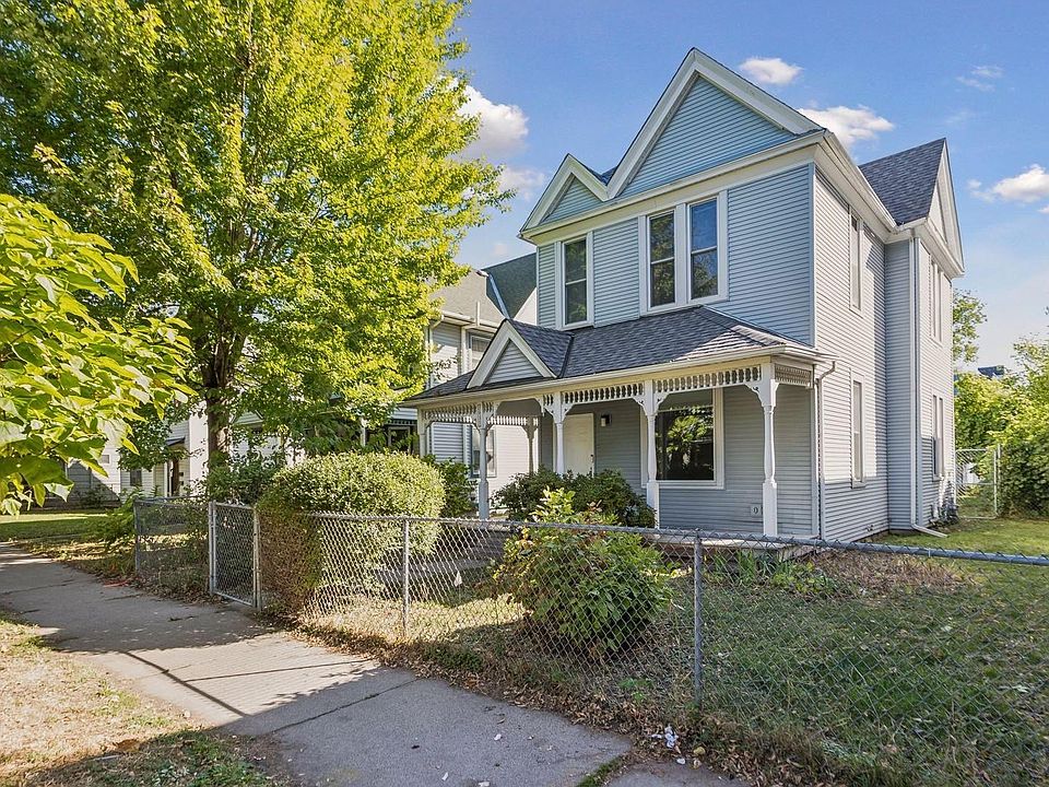 1st image of 2937 Harriet Ave