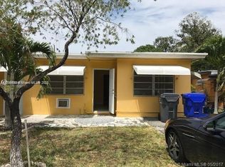 5643 Hayes St, Hollywood, FL 33021