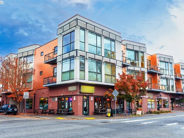 838 SE 38th Ave Unit 209, Portland, OR 97214