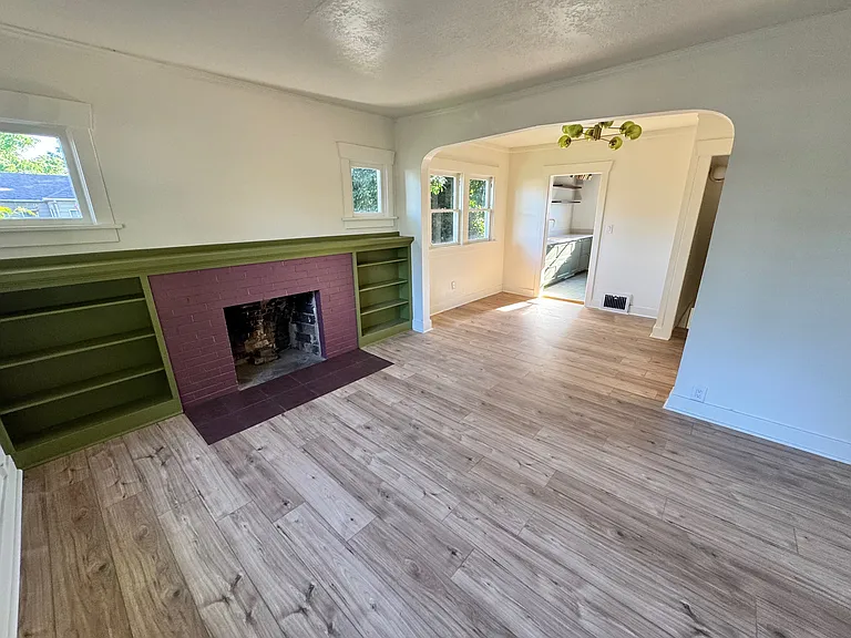 3800 G St — Photo 1