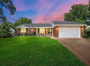 917 Villa Gran Way, Fenton, MO