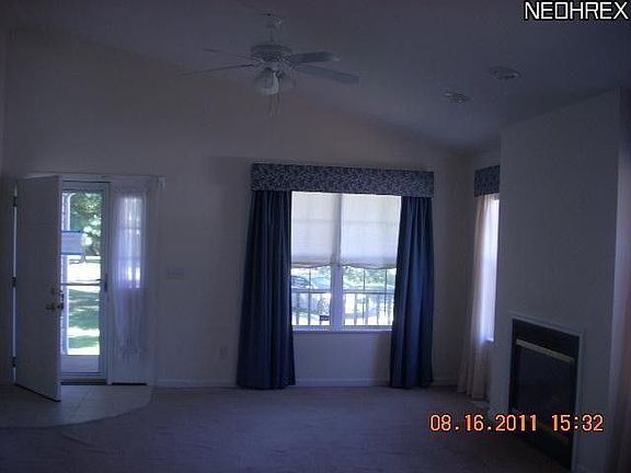 3rd image of 51 Paul St