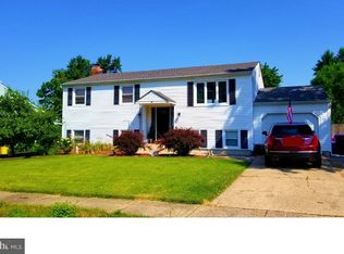 14 Constitution Rd, Clementon, NJ 08021