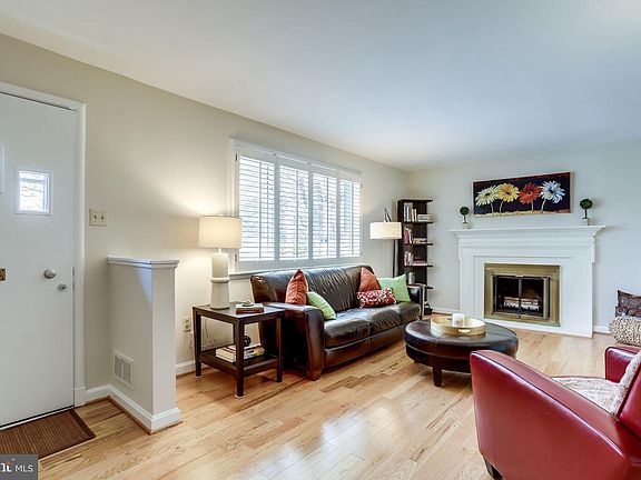 3rd image of 6422 Eppard St