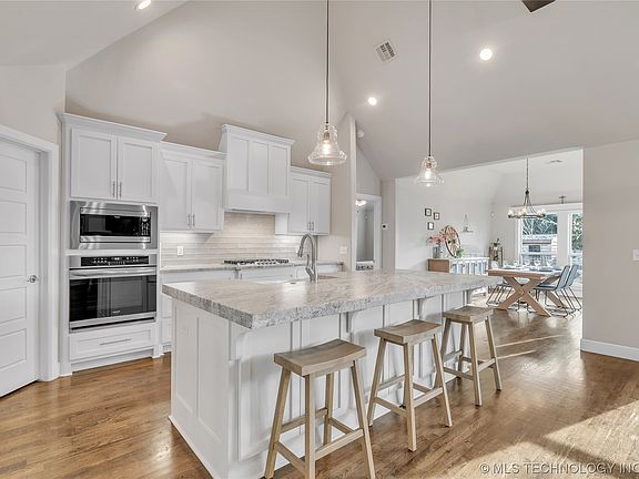 5th image of 6617 S Palm Ave