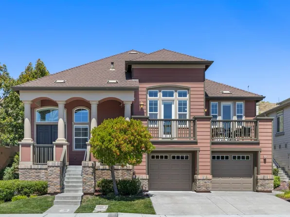 146 Elderberry Ln, Brisbane, CA 94005