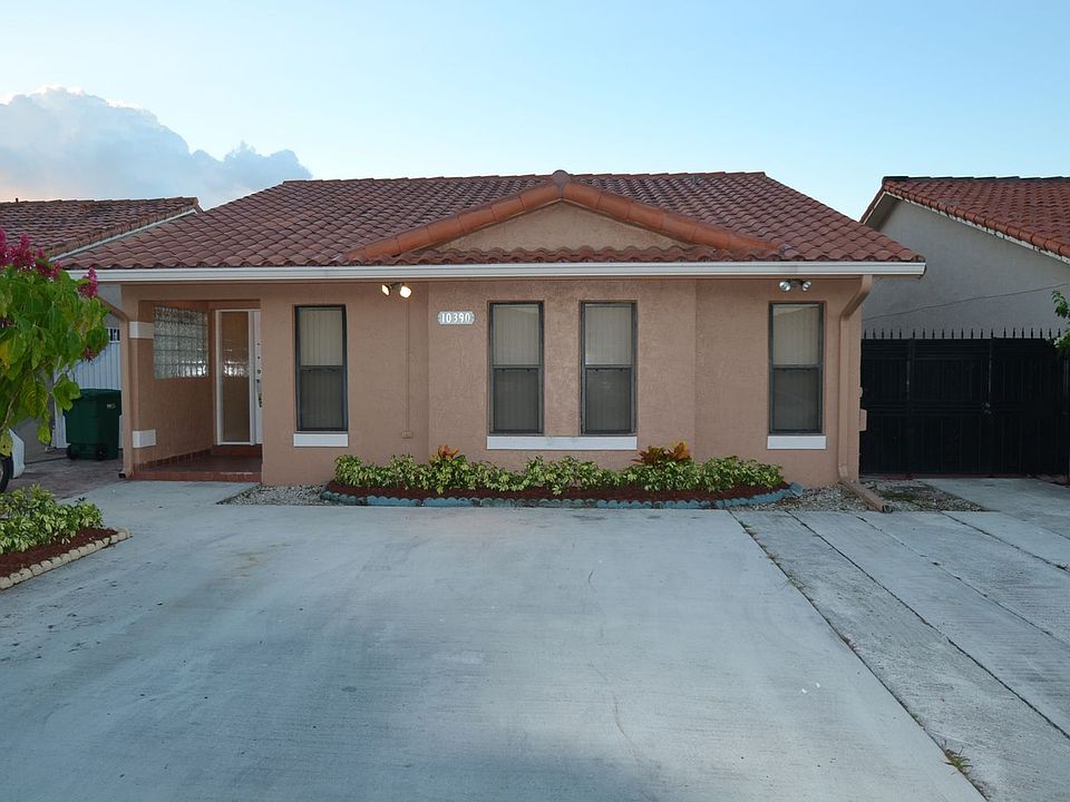 1st image of 10390 NW 128th Ter