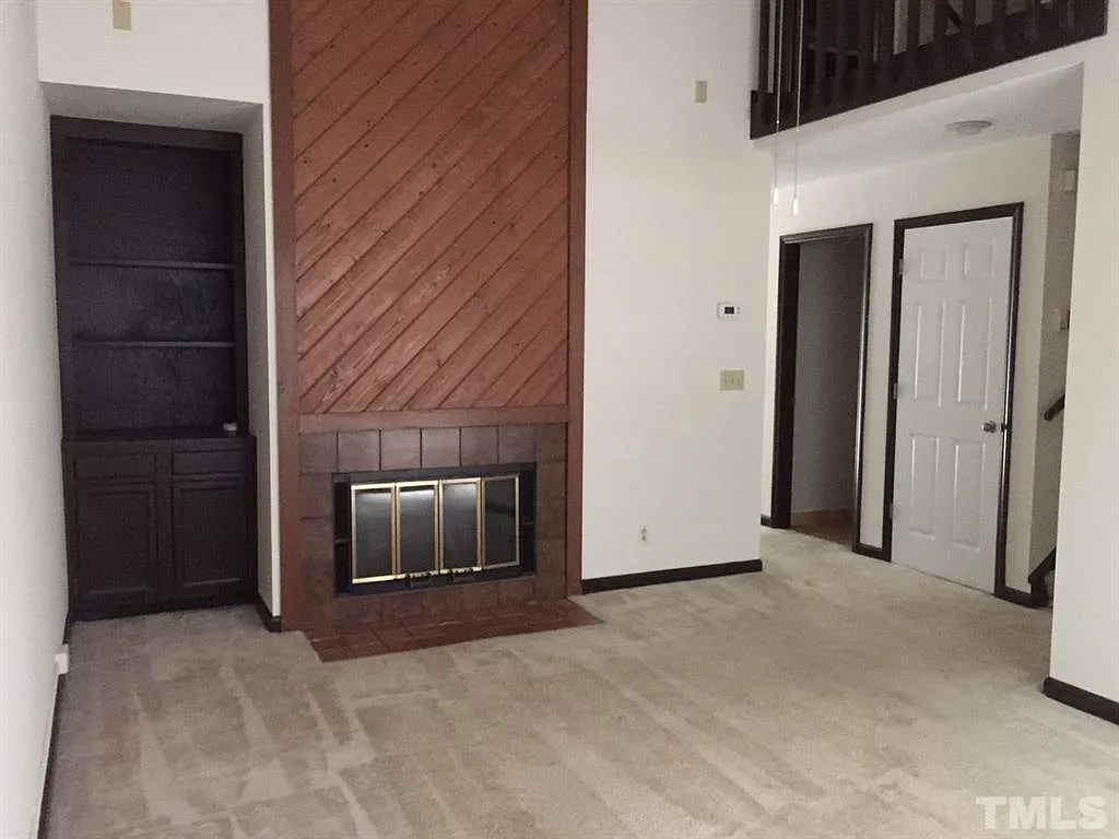 Building Photo - 4417 Kaplan Dr