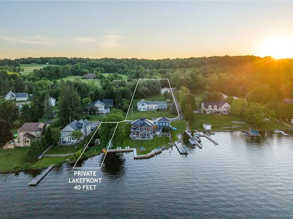 1131 Marlyn Park Dr, Cazenovia, NY 13035