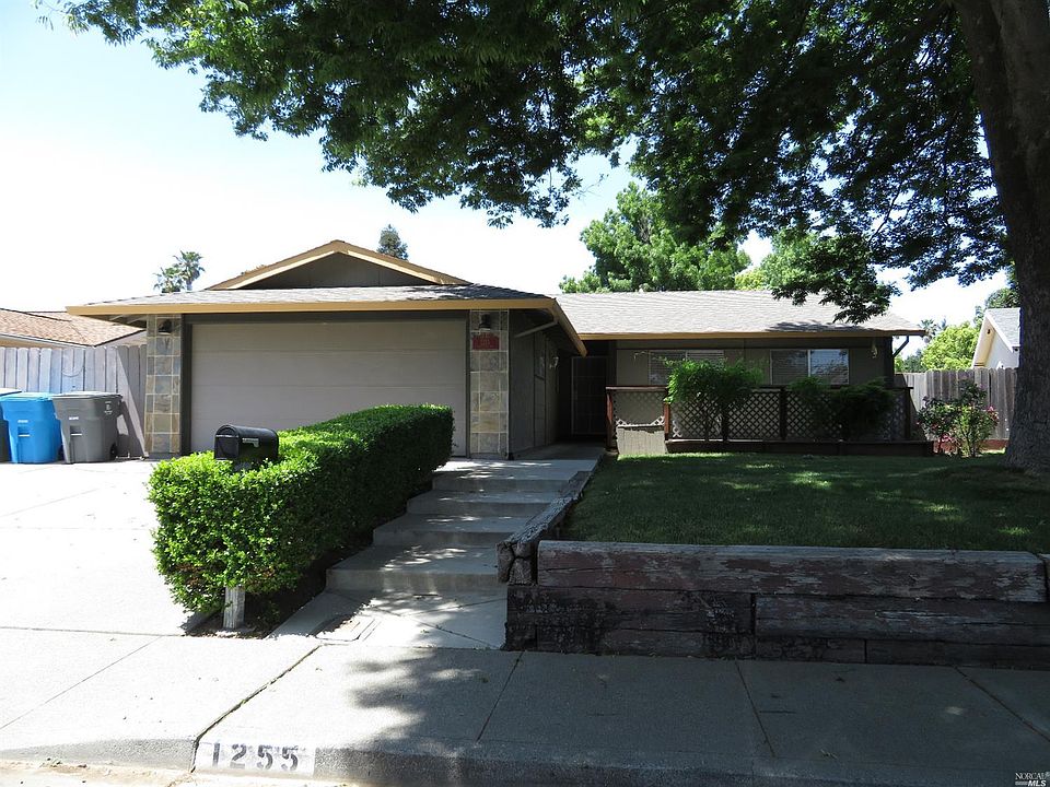 1st image of 1255 Whitehall Way