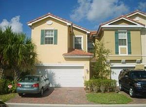 1st image of 889 Pipers Cay Dr