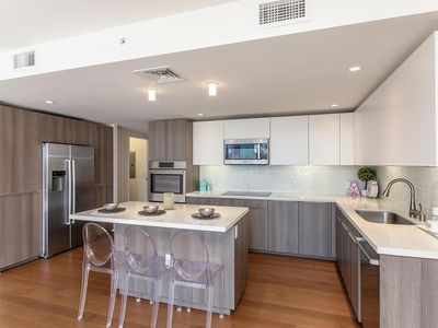 888 Kapiolani Blvd #2003, Honolulu, HI, 96813