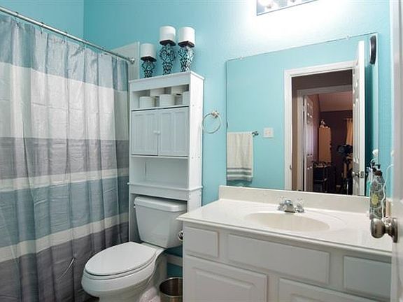 2nd image of 2825 Glendale Way