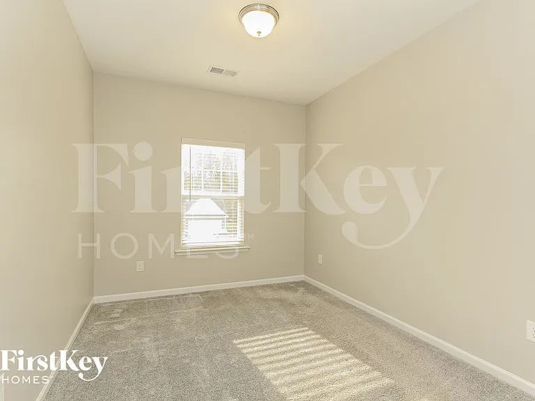 100 Bristleback Ct — Photo 12