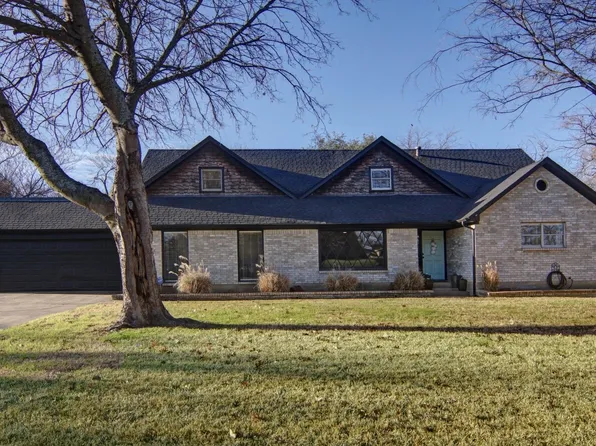 11 Cliffside Dr, Edgecliff Village, TX 76134