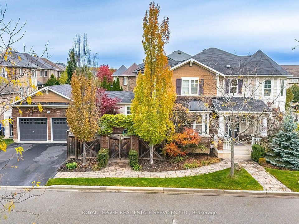 1st image of 444 Coombs Ct