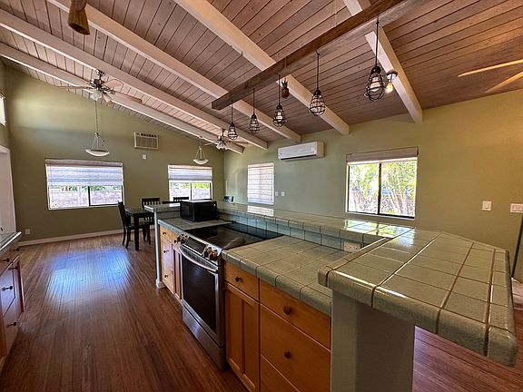 3rd image of 1586 N Alaniu Pl